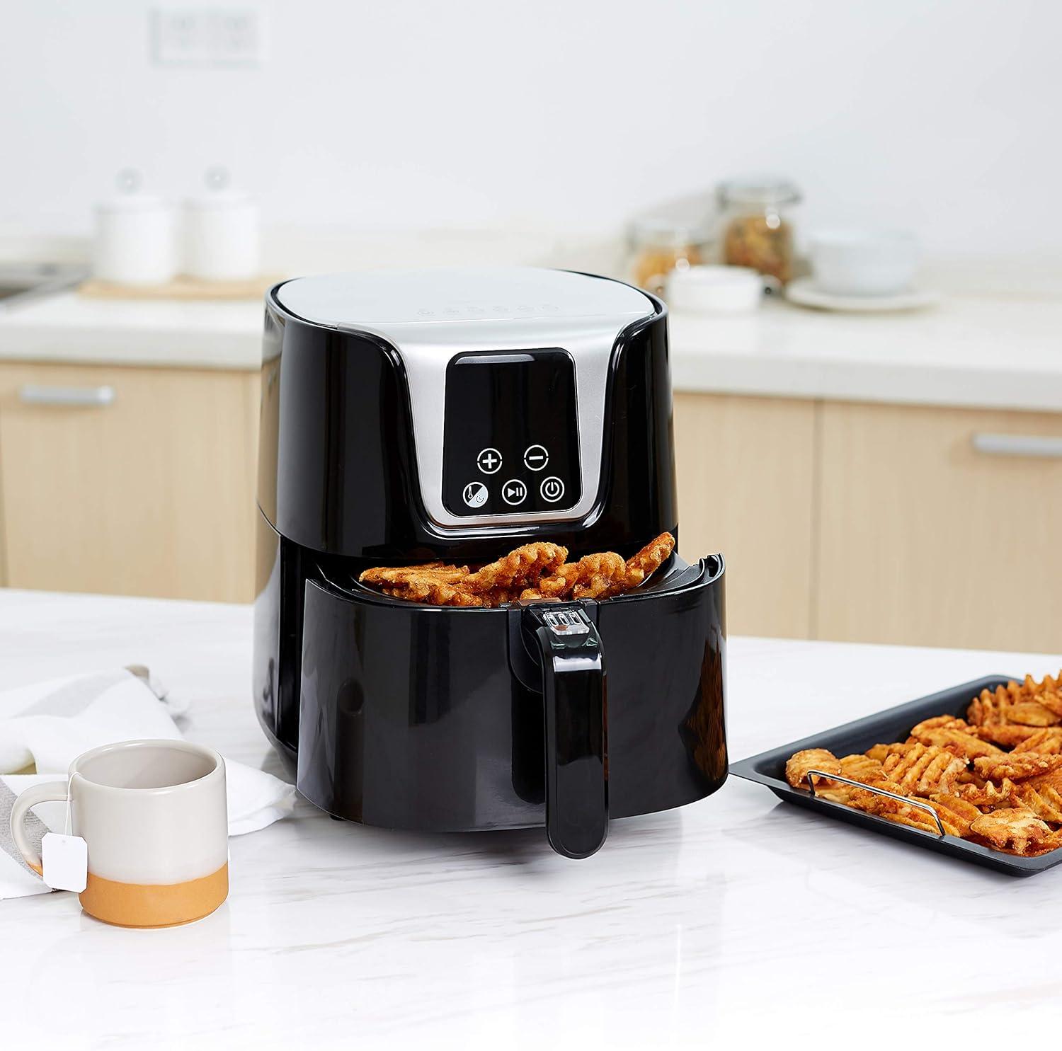 imageAmazon Basics Friteuse sans Huile compacte numrique et multifonctionnelle air fryer 4 litres Noir Chrom4L