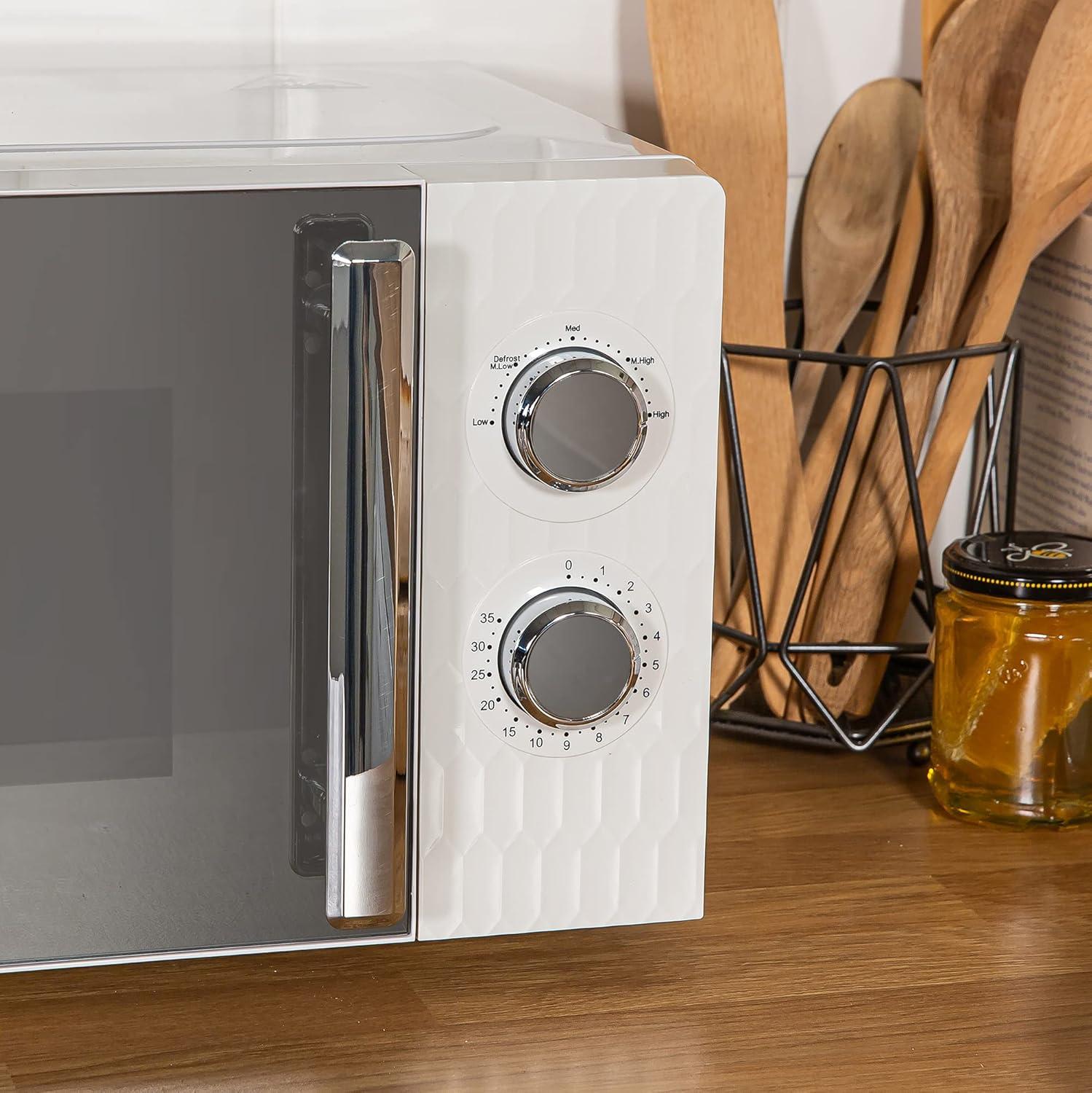 imageRussell Hobbs RHMM715EU Honeycomb Microondes Manuel Solo de 17 Litres et 700W Blanc avec 5 Niveaux de Puissance Minuterie Intgre et Fonction Dconglation