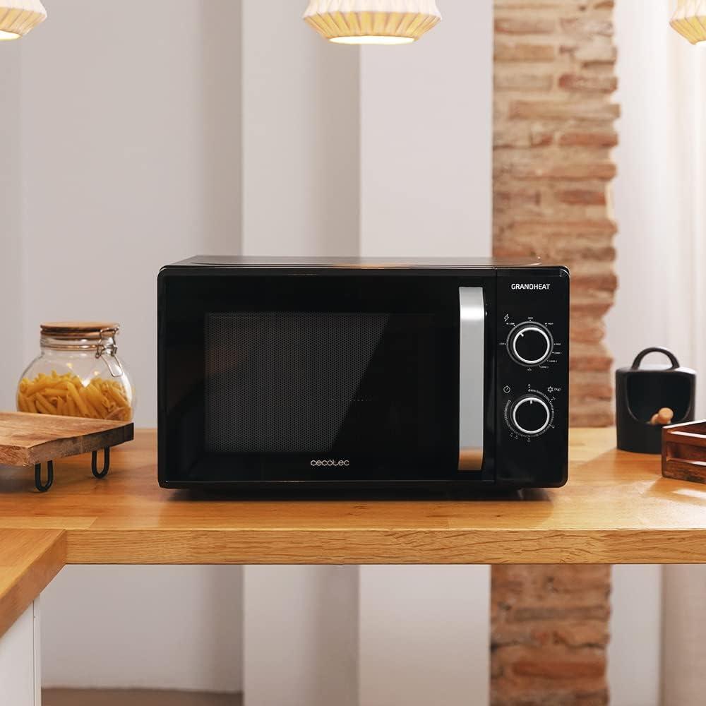 imageCecotec Microondes ProClean 3030 Capacit de 20 L Revtement Ready2Clean 700 W de Puissance 6 Niveaux de Fonctionnement Minuterie 30 minutes Mode Dcongeler Finition Noir20L Grill GrandHeat