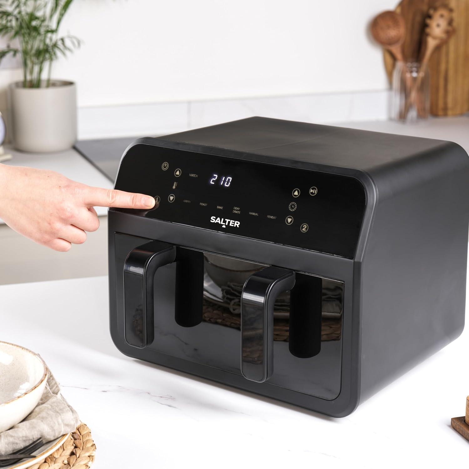 imageSalter Friteuse Sans Huile XXL 7L 2300W Airfryer 2 Compartiments avec Fentre de Visualisation Friteuse Air Chaud Familiale avec 6 Programmes cran LED Digital ampamp Plaque Antiadhsive Amovible