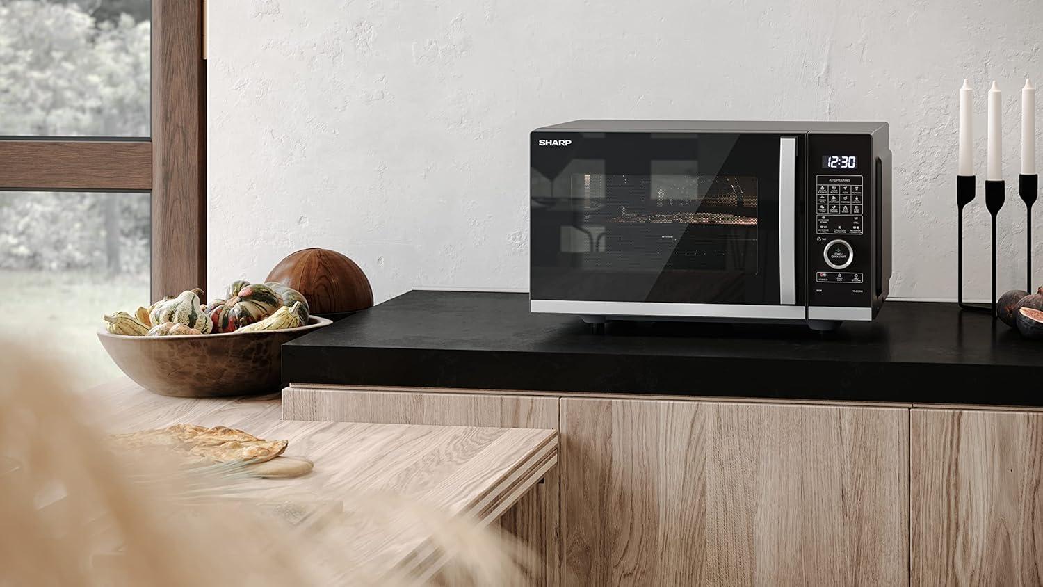 image:imageSharp YCPG254AES four Microondes 25 litres Grill Noir commandes semi numriquesNoir