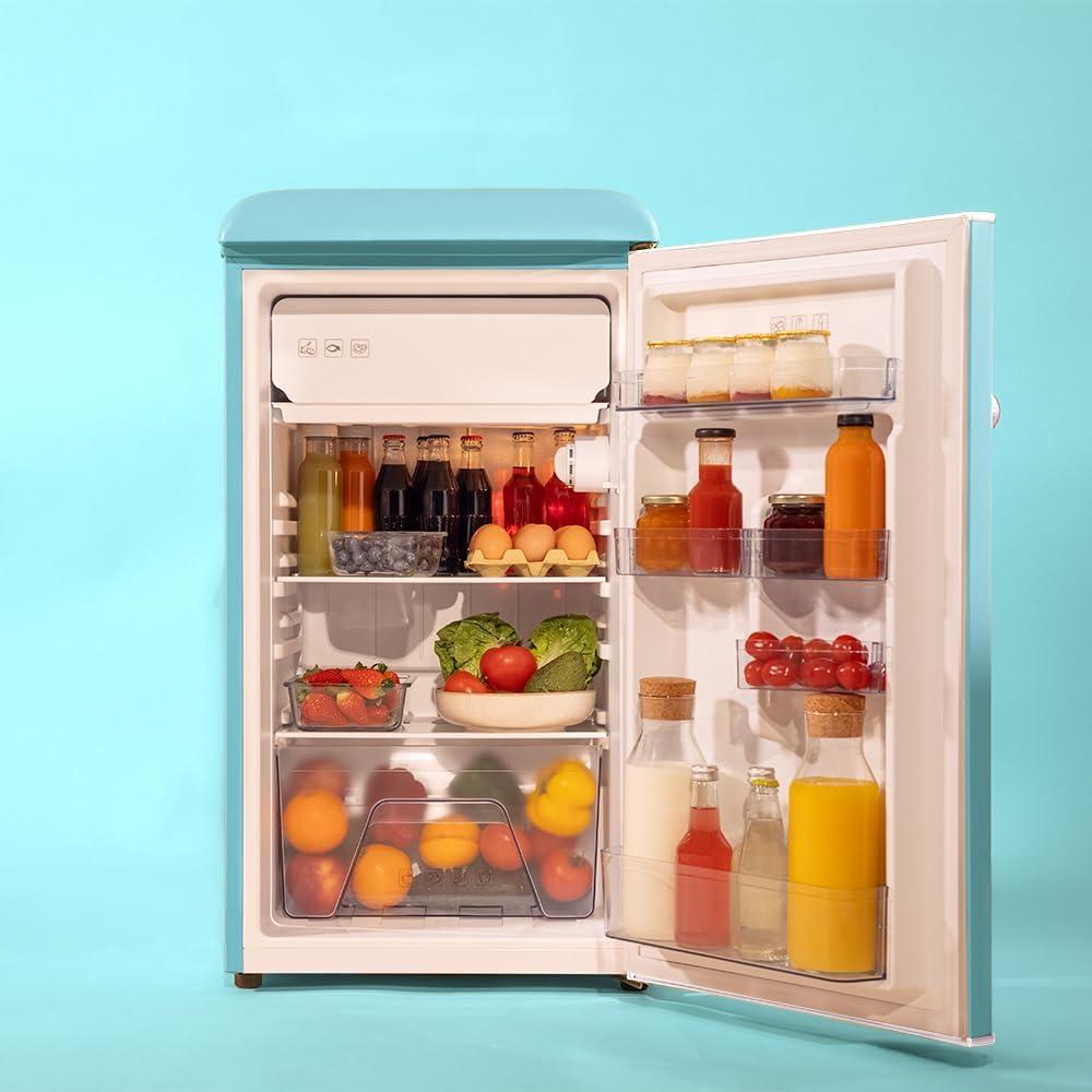 image:imageCecotec Mini Frigo Rfrigrateur Rtro Bolero CoolMarket TT Origin 110 Noir E Mini Frigo Rtro avec une capacit de 110L Classe E Icebox LED intrieur Poigne Chrome Plateaux en VerreBleu