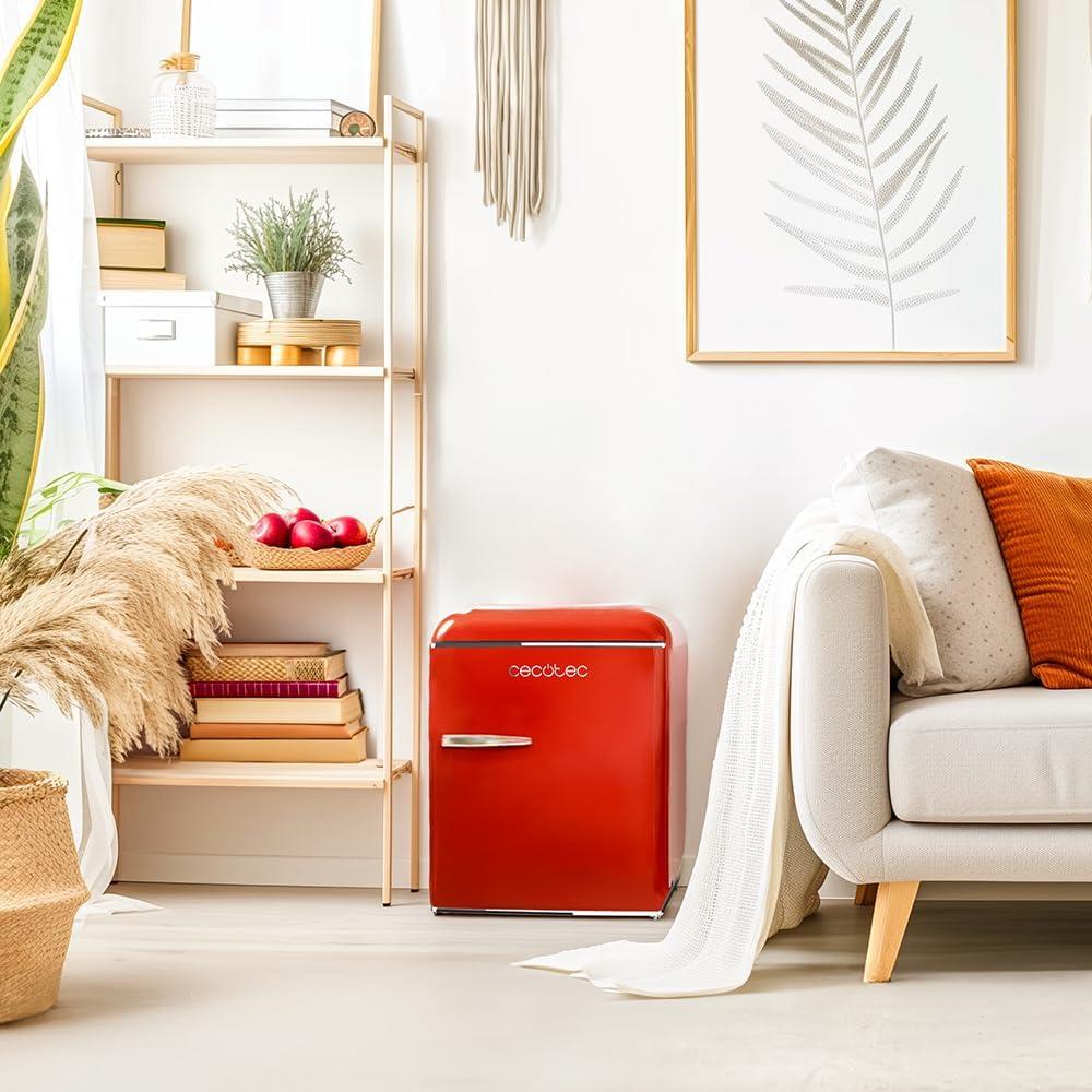 image:imageCecotec Mini Frigo Rfrigrateur Rtro Bolero CoolMarket TT Origin 110 Noir E Mini Frigo Rtro avec une capacit de 110L Classe E Icebox LED intrieur Poigne Chrome Plateaux en VerreRouge