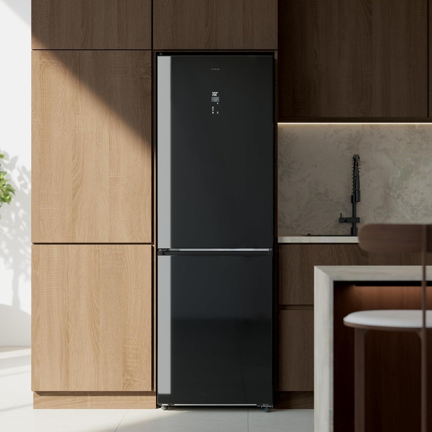 image:imageCecotec Rfrigrateur Combi 409L No Frost Bolero CoolMarket Combi 409 Black Glass C Hauteur 185cm MAX INSIDE avec VIP Tech Compresseur Inverter Plus Basse Consommation Tiroir Temprature VariableNoir Verre